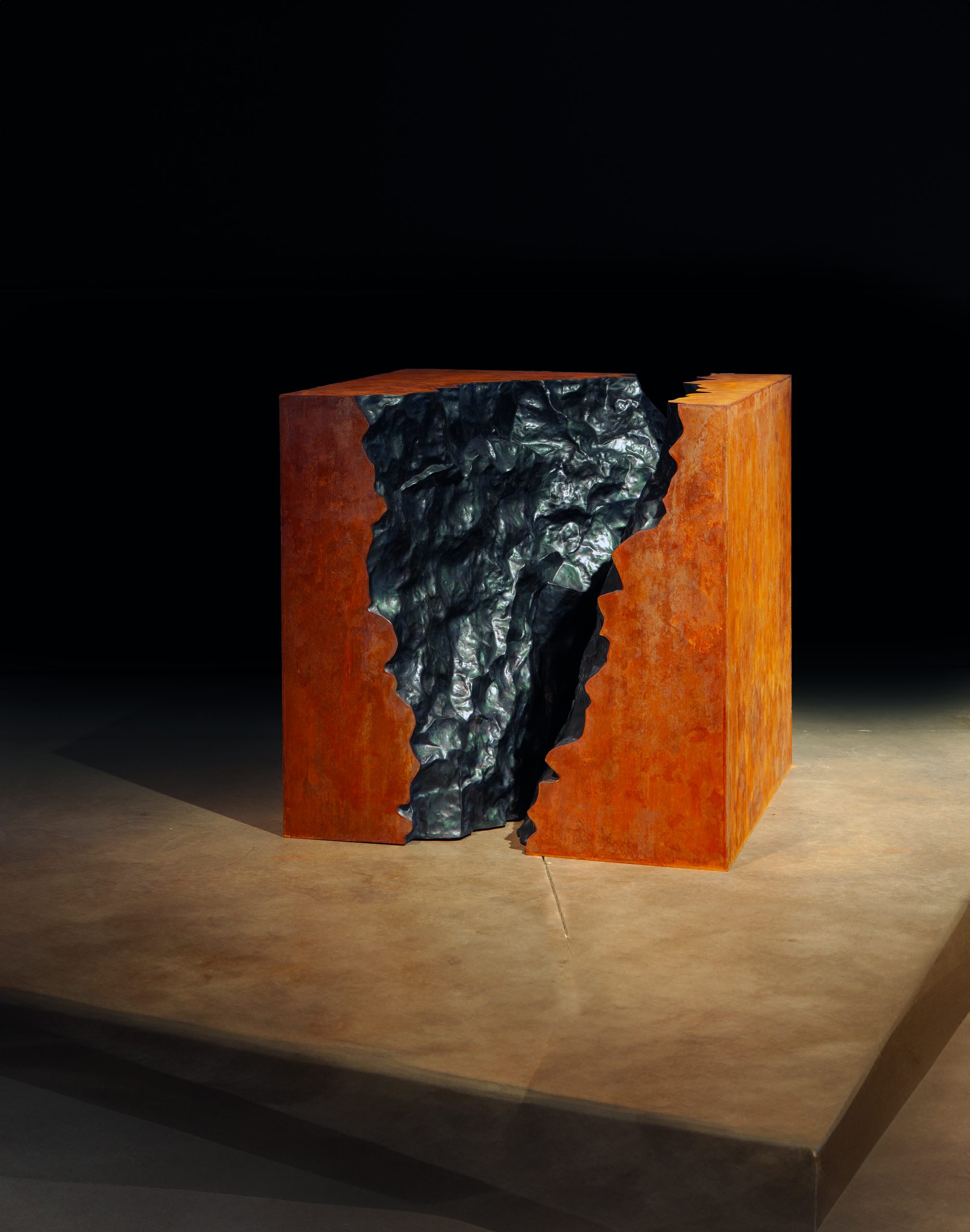 Fig. 4a Jonathan Prince. Fissure. Image credits Courtesy of the artist